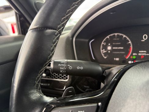 Used 2025 Honda Civic Sport image 14