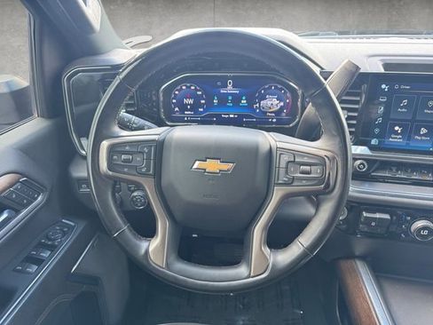 Used 2024 Chevrolet Silverado 2500 High Country w/ Technology Package AWD/4WD image 21