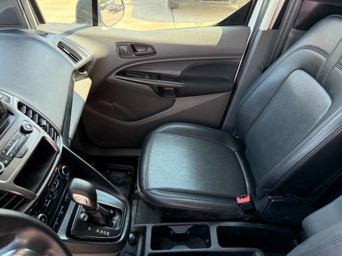 Used 2021 Ford Transit Connect XL image 7