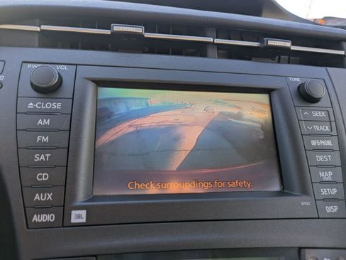 Used 2010 Toyota Prius Five image 16