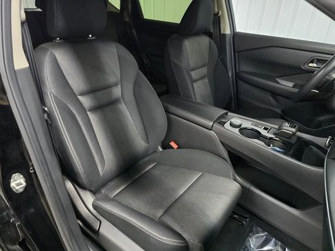 Used 2024 Nissan Rogue SV image 19