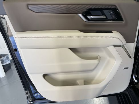 New 2026 GMC Yukon XL Denali w/ Sun & Power Step Package image 12