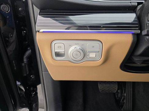 New 2026 Mercedes-Benz GLE 450 4MATIC image 16