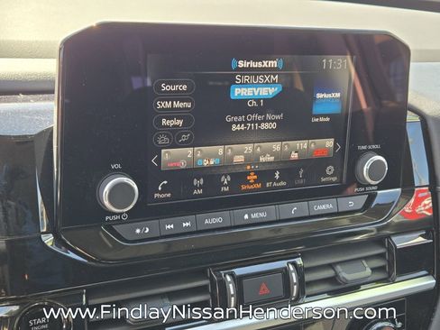 Used 2025 Nissan Pathfinder SV FWD image 26
