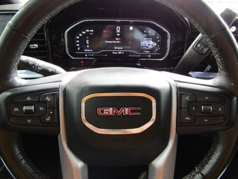 Used 2022 GMC Sierra 1500 SLE AWD/4WD image 17