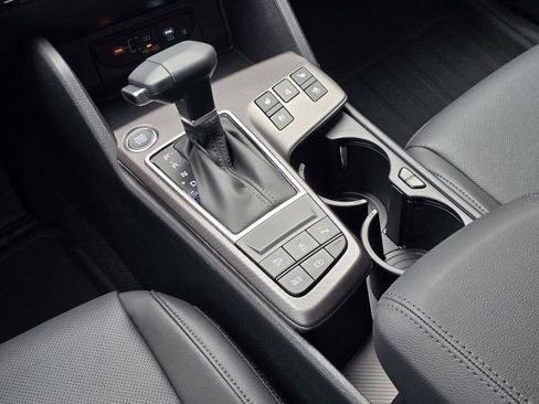 New 2026 Kia Sportage SX FWD image 9
