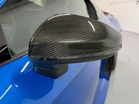 Used 2017 Audi R8 V10 plus w/ Full Leather Package image 33