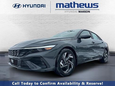 New 2025 Hyundai Elantra SEL image 1