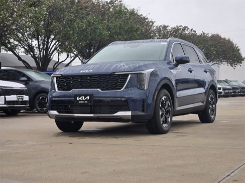 New 2026 Kia Sorento S image 14