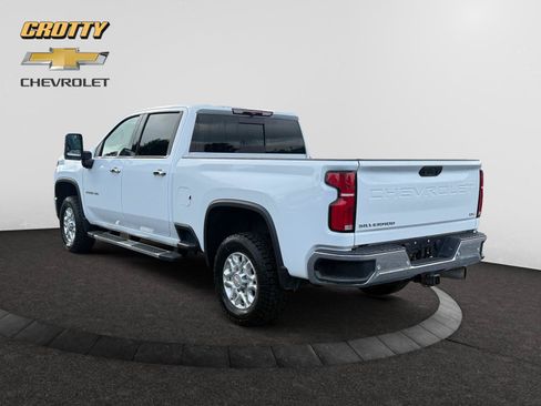 Used 2024 Chevrolet Silverado 2500 LTZ w/ LTZ Convenience Package AWD/4WD image 3