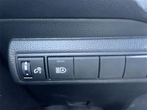 Used 2022 Toyota Corolla SE w/ SE Premium Package image 24