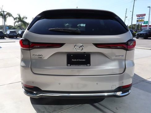 Used 2024 MAZDA CX-90 Plug-In Hybrid w/ Premium Pkg AWD/4WD image 5