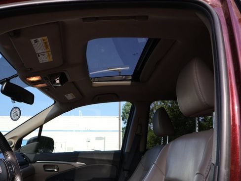 Used 2017 Honda Pilot EX-L image 10