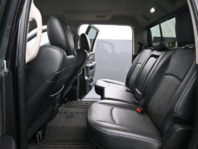 Used 2017 RAM 1500 Laramie w/ Convenience Group AWD/4WD image 13
