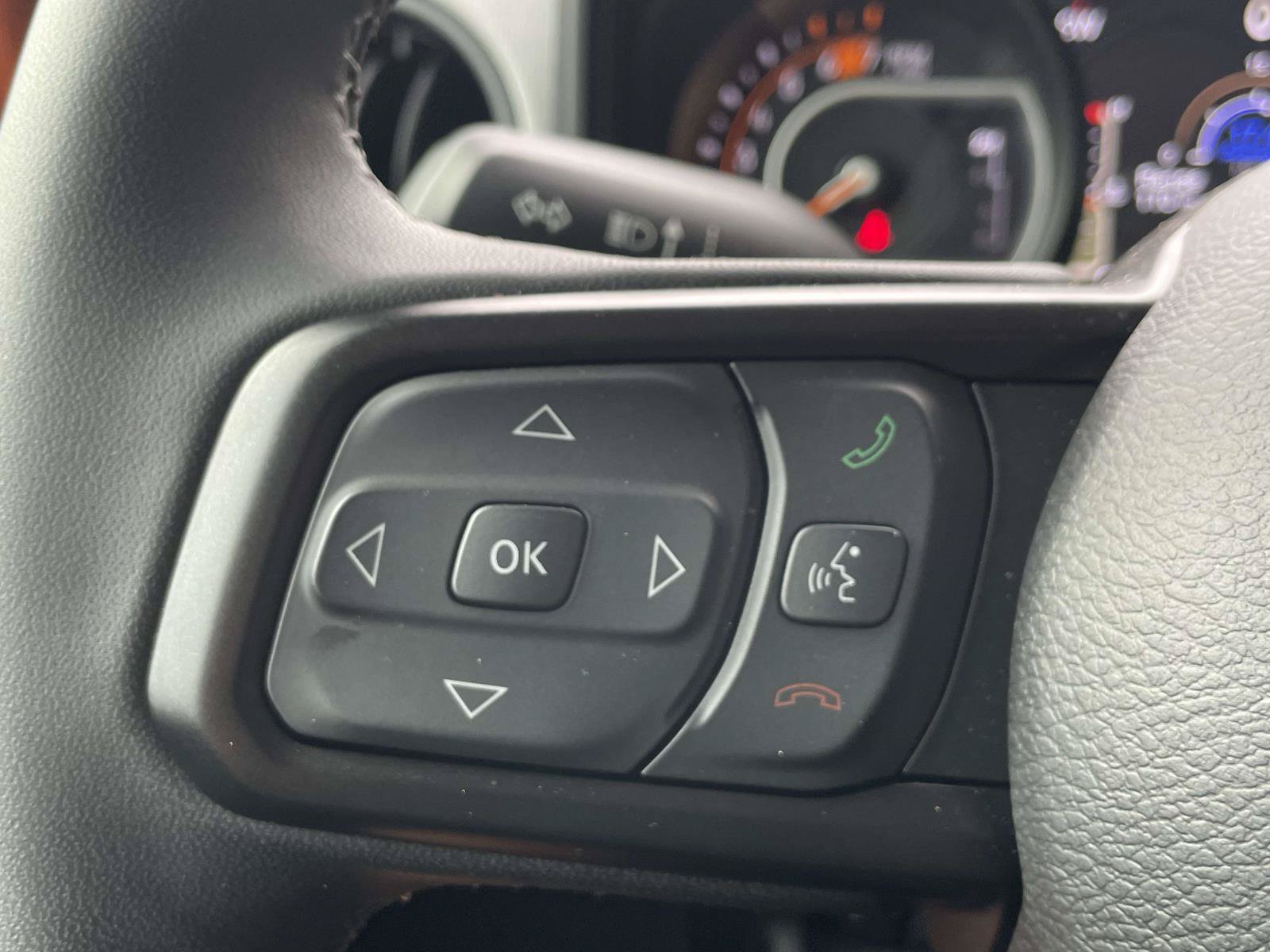 Used 2025 Jeep Wrangler Unlimited Sport AWD/4WD image 21