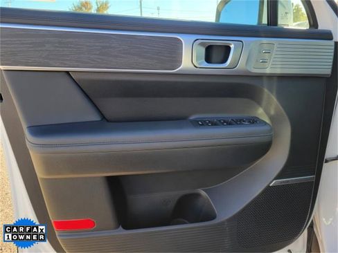 Used 2024 Hyundai Santa Fe Limited image 20