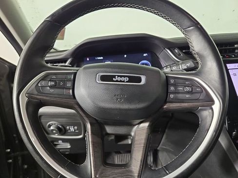 Used 2021 Jeep Grand Cherokee L Limited AWD/4WD image 22