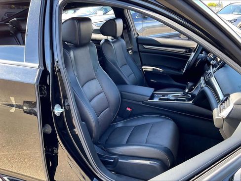 Used 2022 Honda Accord Sport image 10