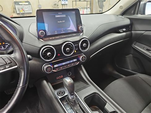 Used 2020 Nissan Sentra SV image 19