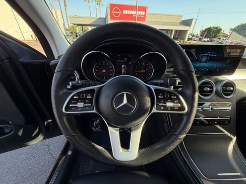 Used 2021 Mercedes-Benz GLC 300 image 21