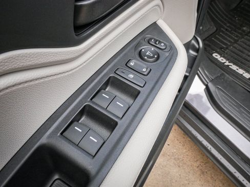 New 2026 Honda Odyssey EX-L image 15