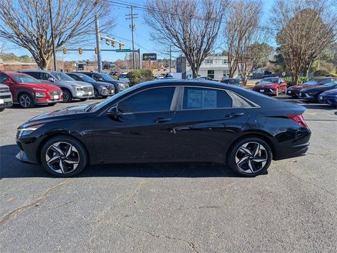 Used 2023 Hyundai Elantra SEL w/ Convenience Package image 7