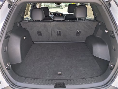 Used 2025 Chevrolet Equinox LT w/ Convenience Package II FWD image 13