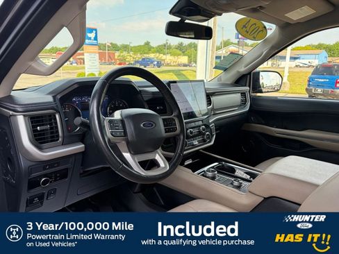 Used 2024 Ford Expedition Max XLT AWD/4WD image 2