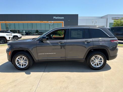 New 2026 Jeep Grand Cherokee Laredo w/ Trailer Tow Package RWD image 2