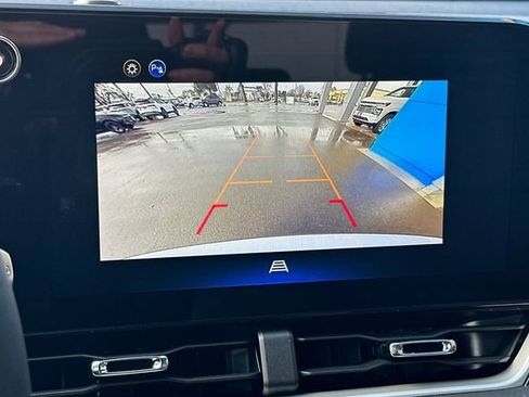 New 2026 Chevrolet Equinox LT image 26