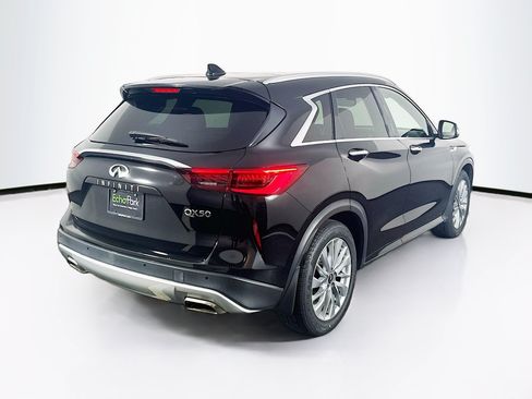 Used 2023 INFINITI QX50 Luxe FWD image 9