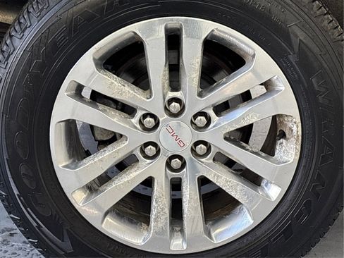 Used 2017 GMC Canyon SLT w/ Driver Alert Package image 31