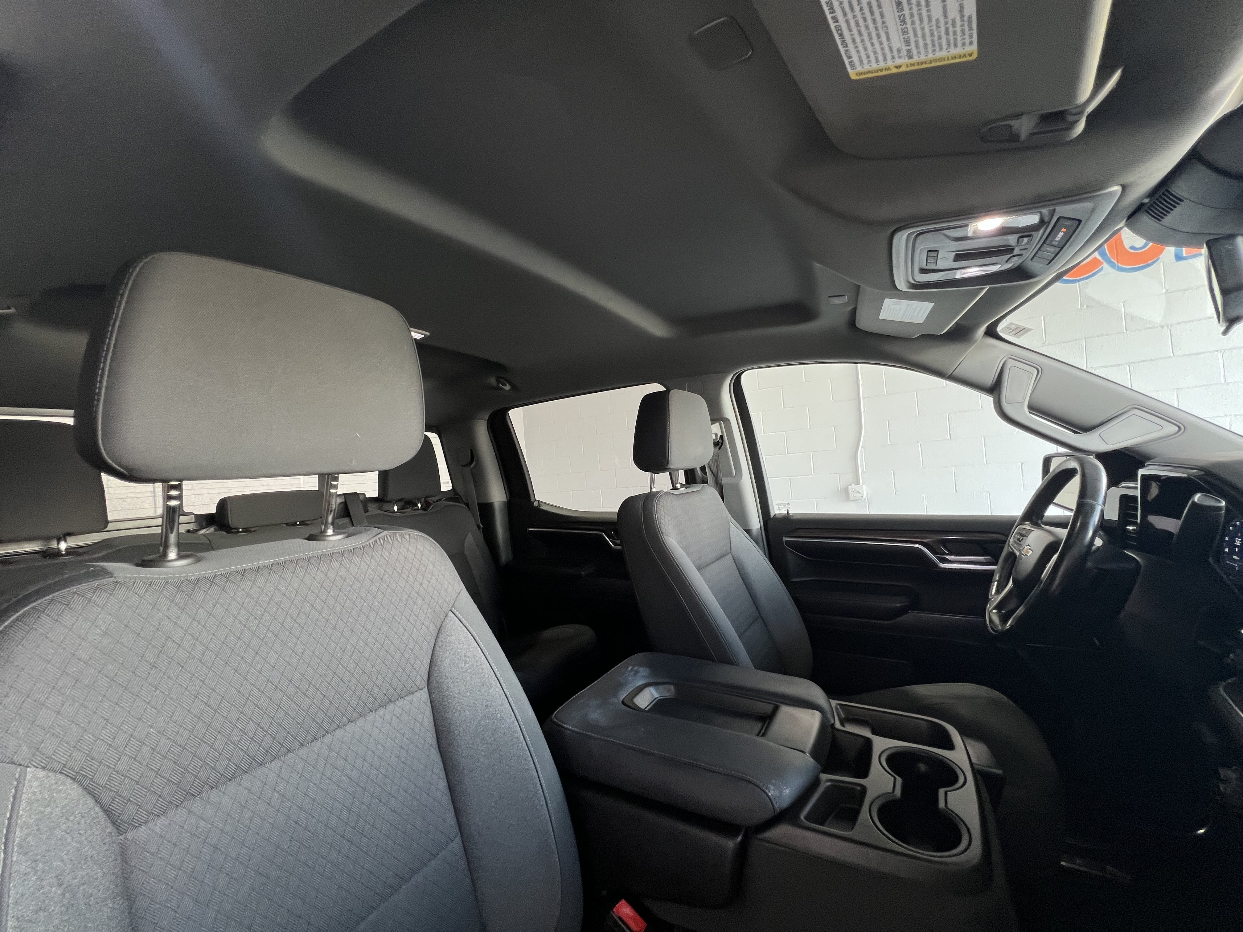 Used 2022 Chevrolet Silverado 1500 LT AWD/4WD image 25