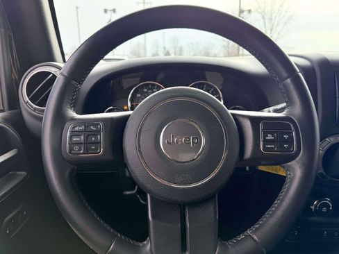 Used 2018 Jeep Wrangler Unlimited Sport S image 16