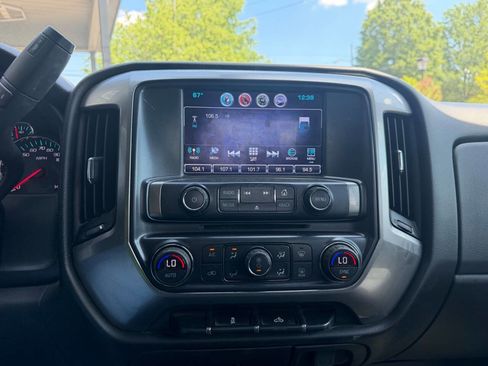 Used 2018 Chevrolet Silverado 1500 LT w/ Texas Edition image 12