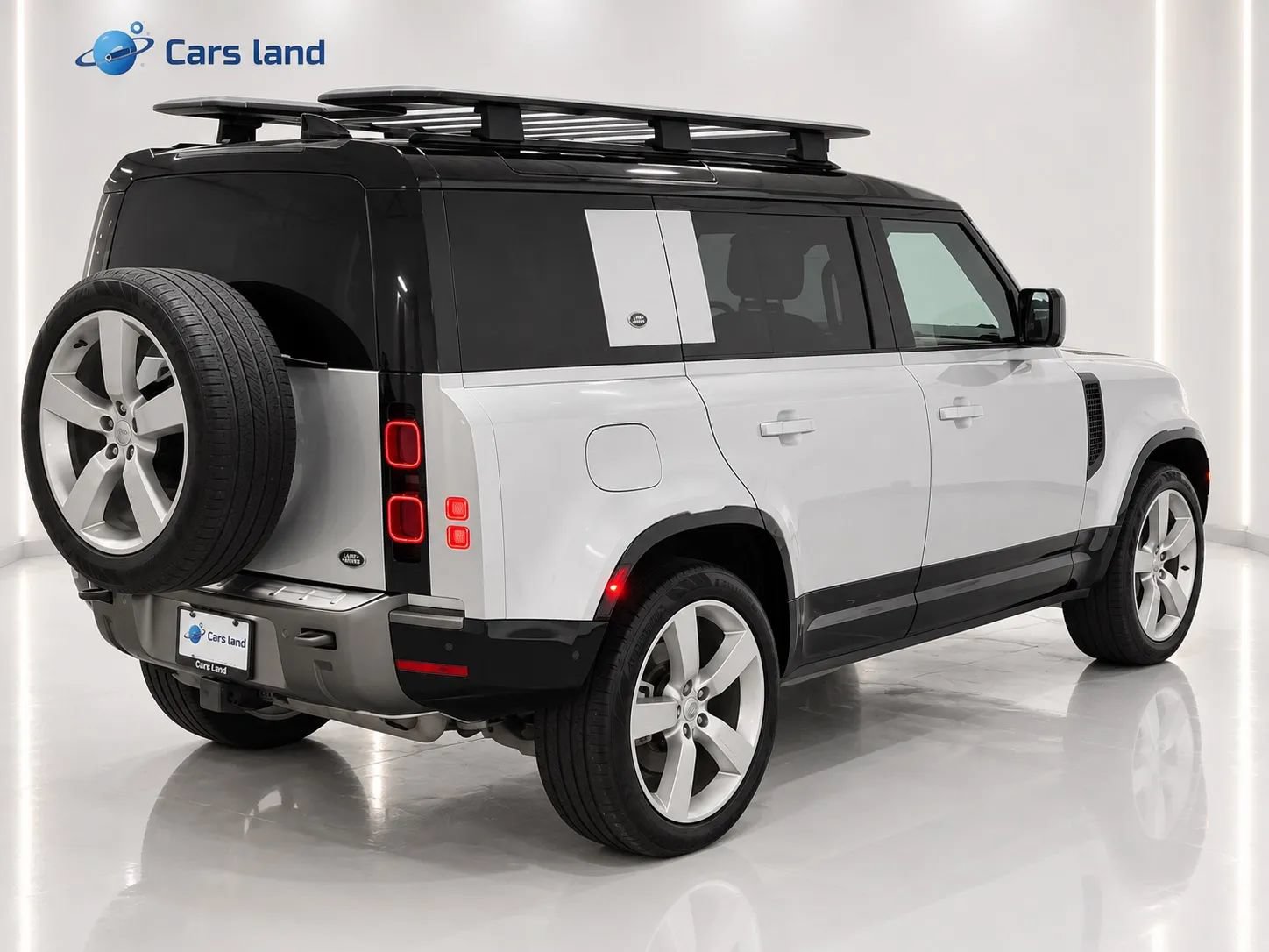 Used 2023 Land Rover Defender 110 X-Dynamic SE AWD/4WD image 3