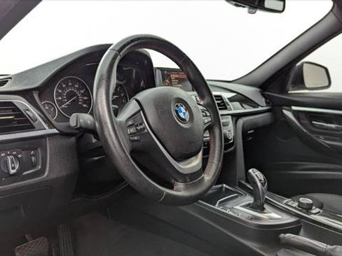 Used 2017 BMW 330i Sedan RWD image 22