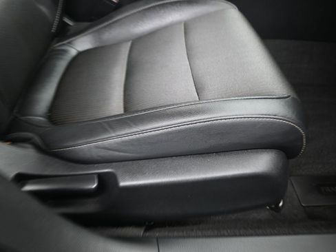 Used 2019 Honda Accord Sport image 10