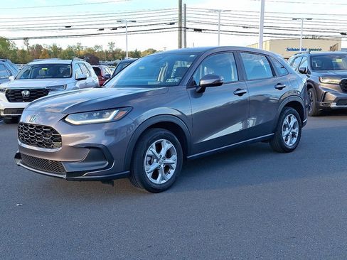 Certified 2023 Honda HR-V LX image 3