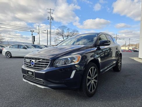 Used 2017 Volvo XC60 T6 Inscription w/ Advanced Package image 7