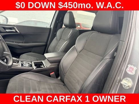 Used 2024 Mitsubishi Outlander SE Black Edition image 18