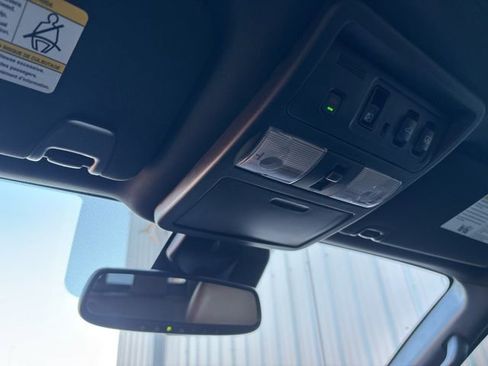 Used 2021 Nissan Titan Platinum Reserve w/ Moonroof Package image 22