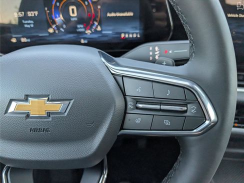 New 2026 Chevrolet Equinox LT w/ Safety and Technology Package FWD image 18
