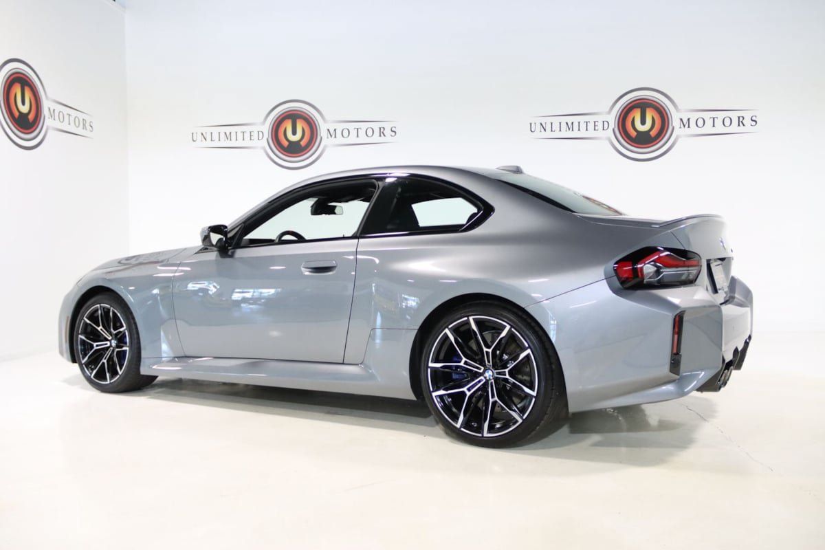 Used 2025 BMW M2 w/ Lighting Package RWD image 3