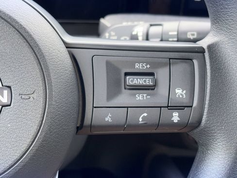 Used 2026 Nissan Kicks SV w/ Charging Package FWD image 27