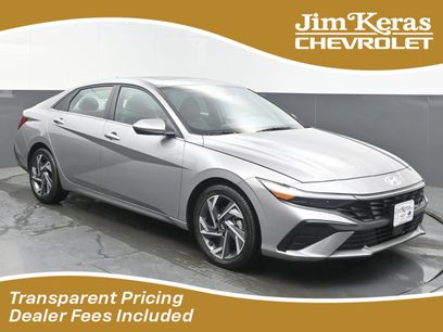 Used 2025 Hyundai Elantra SEL