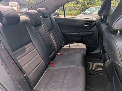 Used 2016 Toyota Camry SE FWD image 24