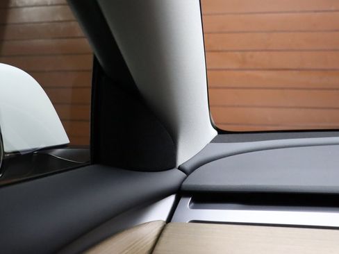 Used 2023 Tesla Model 3 Standard Range image 51