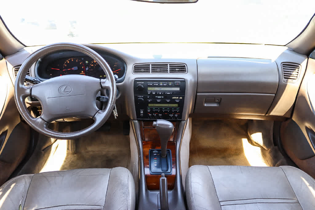 Used 1995 Lexus ES 330 w/ Leather Trim Pkg FWD image 12