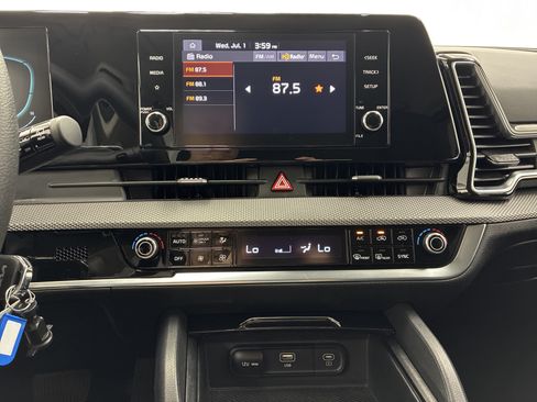 Certified 2024 Kia Sportage LX AWD/4WD image 23